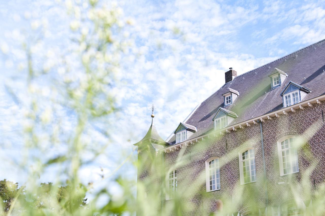 Kasteel Aldenghoor Bed & Breakfast Haelen Exterior photo