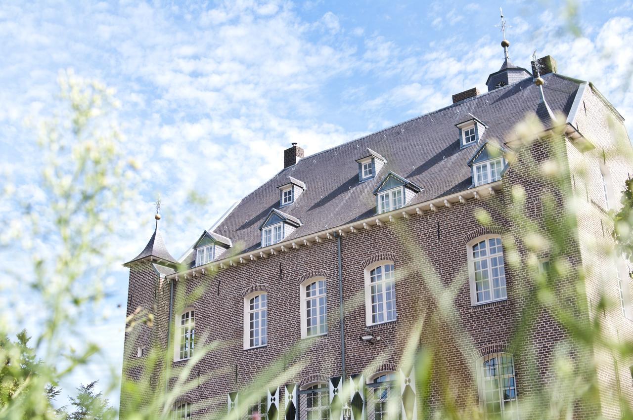 Kasteel Aldenghoor Bed & Breakfast Haelen Exterior photo